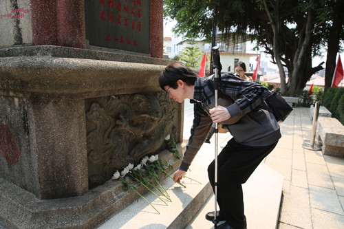 清明祭英烈，奋进新时代